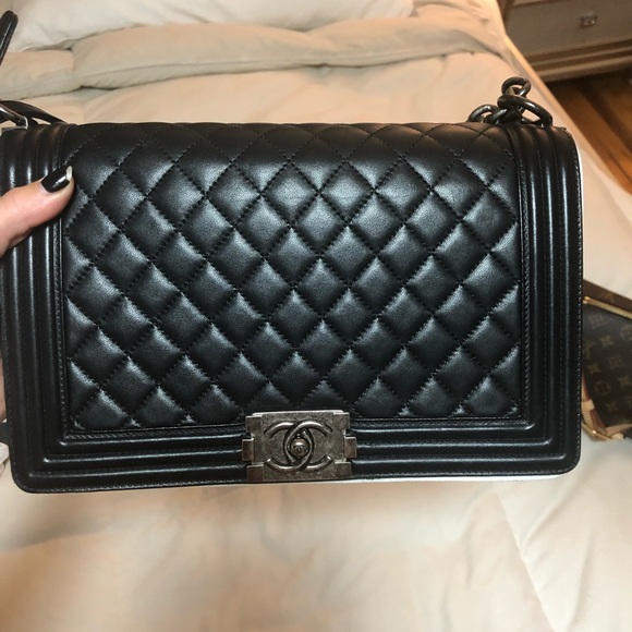 CHANEL Handbags - Chanel Boy Bag in new medium black lamb ruth